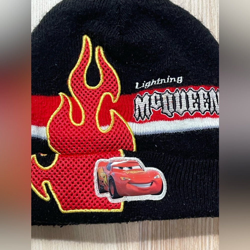 Vintage‎ Y2K Disney Cars Lightning McQueen Flames Beanie